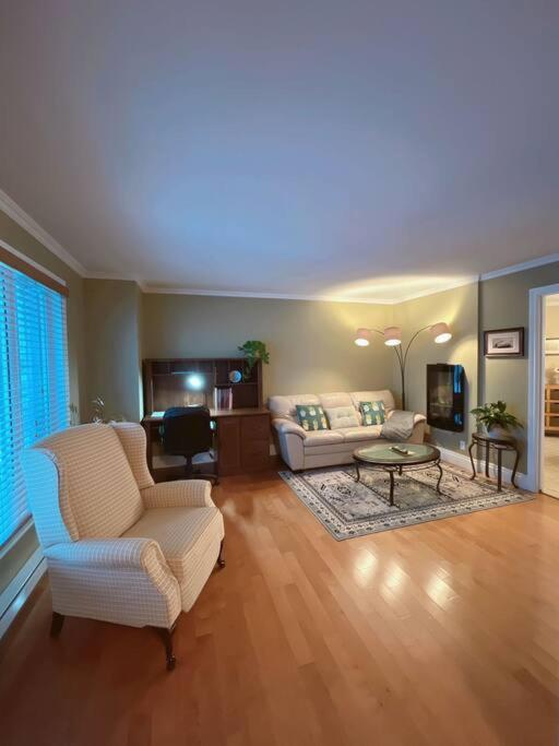 Sweetwater House Apartment ควิเบกซิตี้ ภายนอก รูปภาพ